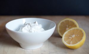 lemon juice with yogurt